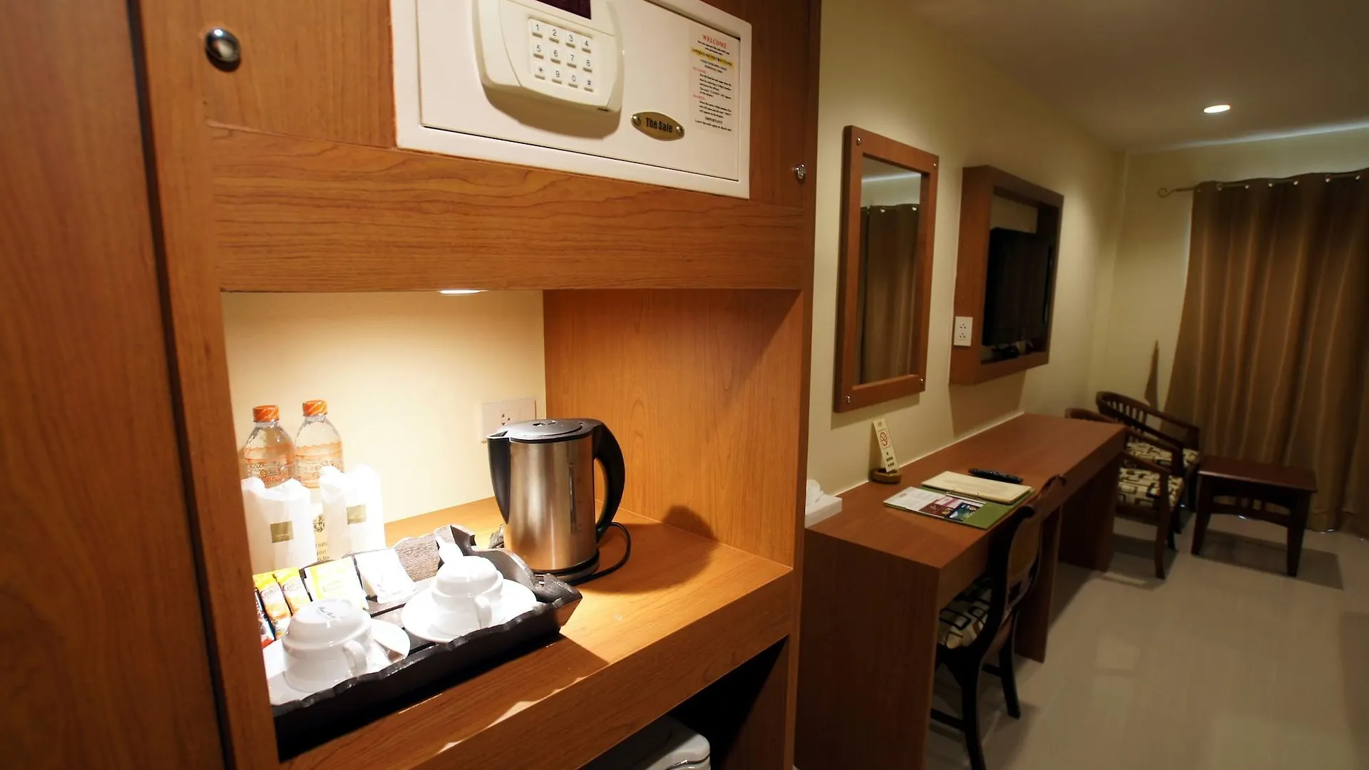 Khaolak Sunset Resort - Adults Only - Sha Extra Plus Khao Lak