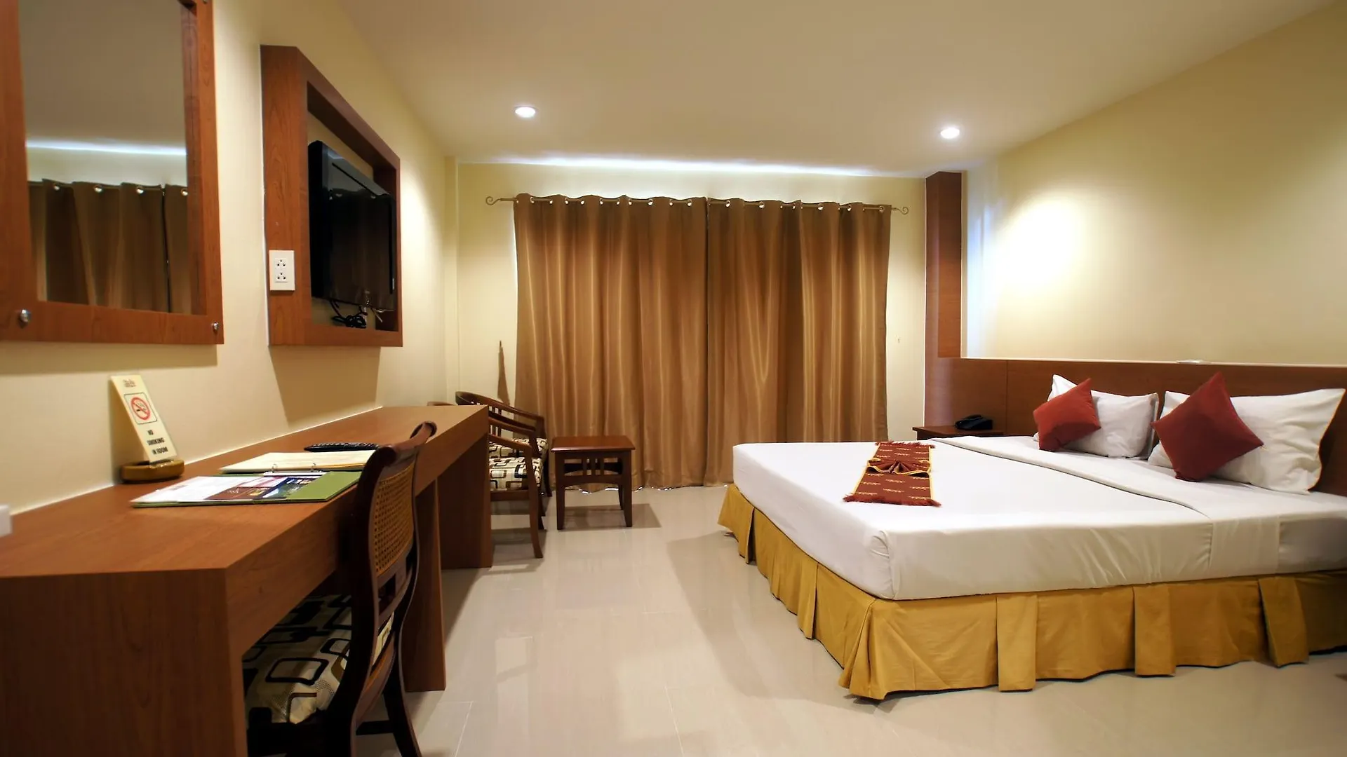 Khaolak Sunset Resort - Adults Only - Sha Extra Plus Khao Lak